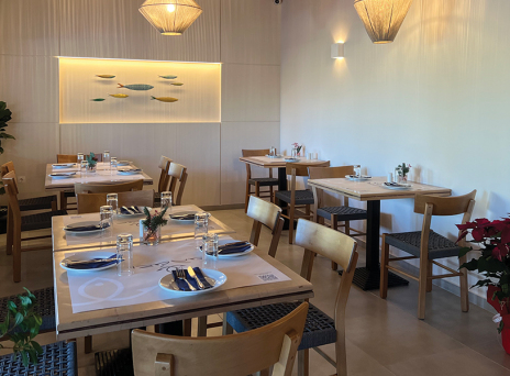 Αλάτι: Η μοντέρνα ψαροταβέρνα της Χαλκίδας