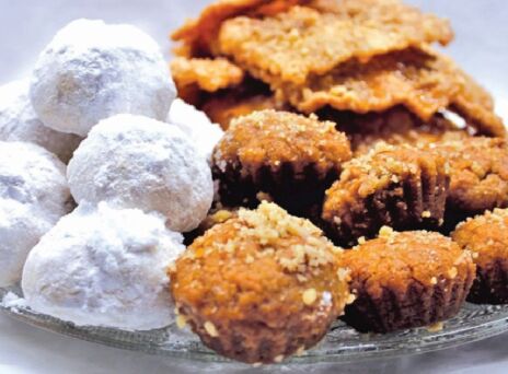 Ζαχαροπλαστείο Πετέκ