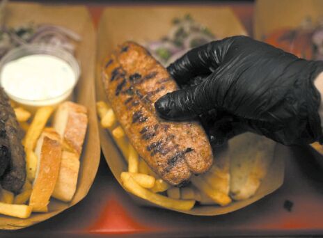 Μπάρμπας Χωριάτικη Καντίνα