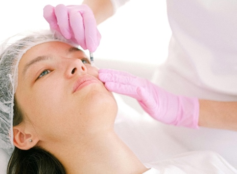 Μη επεμβατικές θεραπείες αντιγήρανσης και ανανέωσης του δέρματος  