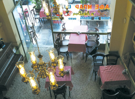 Λέσβος: Ένα ουζερί με ιστορία και αυθεντικές νησιώτικες γεύσεις