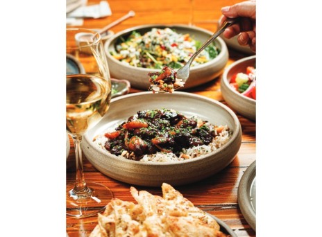  Ella Urban Greek Cuisine: Σύγχρονη ελληνική-μεσογειακή κουζίνα στην καρδιά της Αθήνας