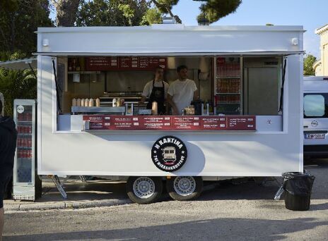 Καντίνα Μιχαλακοπούλου