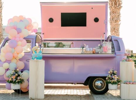 Candy Van by Choux Choux