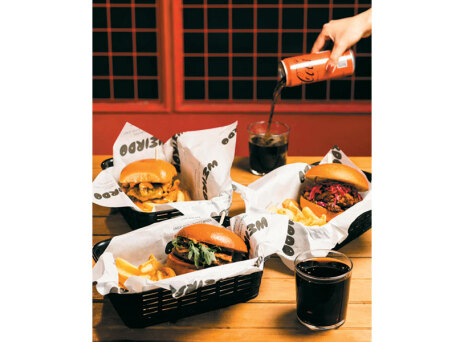 Weirdo street food: Το νέο place to be για τρομερά smashed burgers