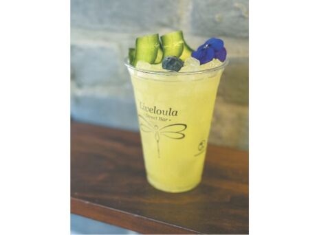 Liveloula street bar