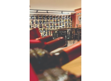 Halfglass Winehouse: Εξειδίκευση, αυθεντικότητα και προσωπική φροντίδα στο ποτήρι σας