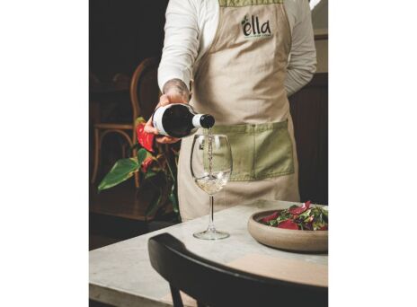 Ella Urban Greek Cuisine: Αγαπημένες γεύσεις μέσα στην απόλυτη χριστουγεννιάτικη ατμόσφαιρα 