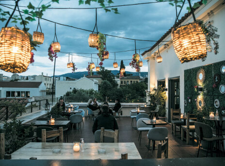 L’ Amiral Athens, ένα resto-bar έτσι όπως το ονειρεύτηκες