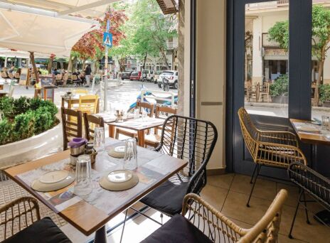 Το Σχολαρχείο της Κυψέλης: Οι αγαπημένοι μεζέδες της παρέας