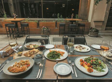 Μ8 Kolonaki:  Μια όαση στο κέντρο της Αθήνας