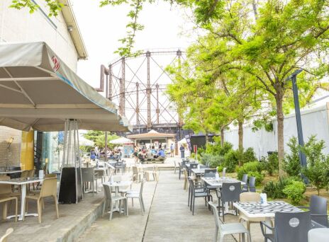 Technopolis Café: Το ατμοσφαιρικό στέκι της Τεχνόπολης, ιδανικό για όλη την οικογένεια