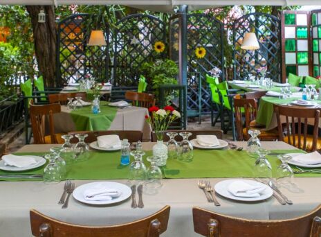 Μαγεμένος Αυλός, το θρυλικό εστιατόριο της Αθήνας