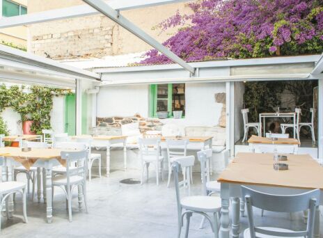 Για υπέροχη δημιουργική κουζίνα γραμμή στον Μυστικό Κήπο