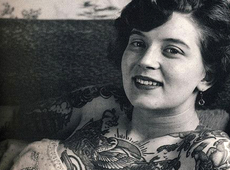  Τα τατουάζ δεν ήταν ποτέ αποκλειστικά αντρική υπόθεση 