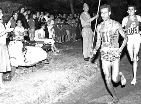 Αλήθεια γραμμένη στις πατούσες