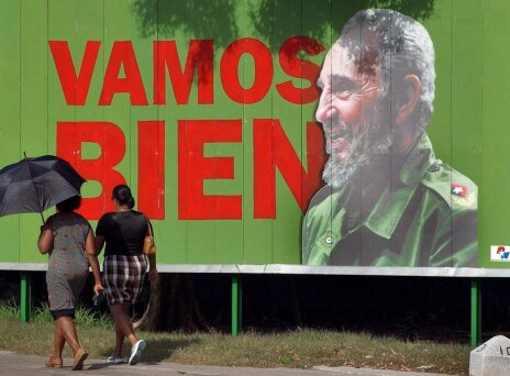  H στιγμή που ανακοινώθηκε ο θάνατος του Φιντέλ Κάστρο από τον αδελφό του