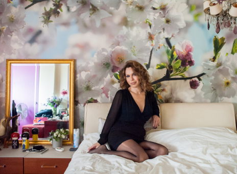 Άννα Κουρουπού: Στο ντιβάνι μιας τρανς γυναίκας