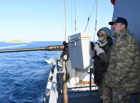 «Επετειακή» επίδειξη στα Ίμια (video)