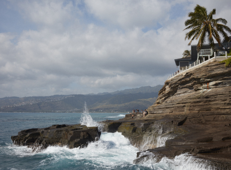 Ακολουθώντας τα ίχνη του Norman “Sailor Jerry” Collins στη Χαβάη