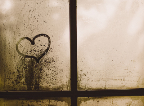 Για τις ραγισμένες και μόνες καρδιές του Αγ. Βαλεντίνου 