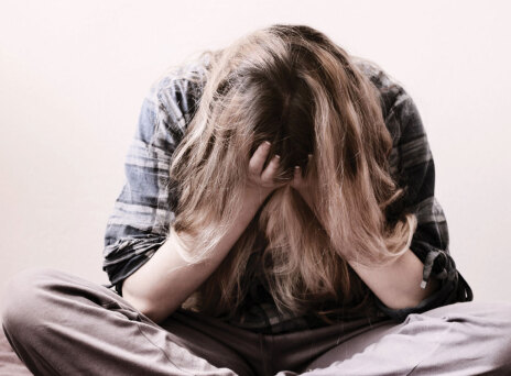 Άγχος και κρίσεις πανικού: Πώς να τα αντιμετωπίσετε με φυσικά μέσα