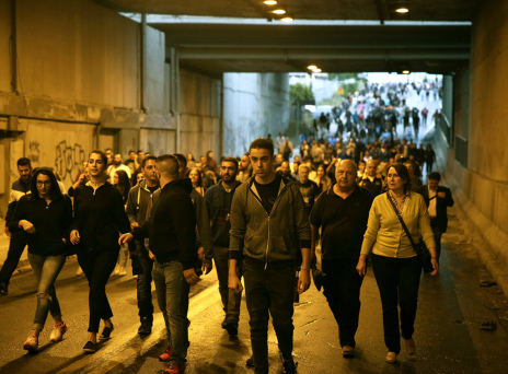 Τι συμβαίνει στο Μενίδι;