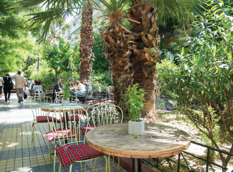 5 πεζόδρομοι με πολύ ψωμί