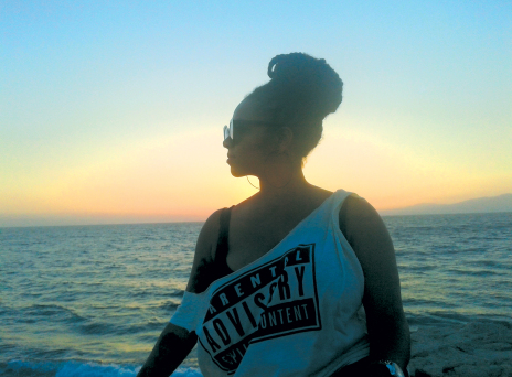 Η Σκιάθος της τραγουδίστριας Idra Kayne