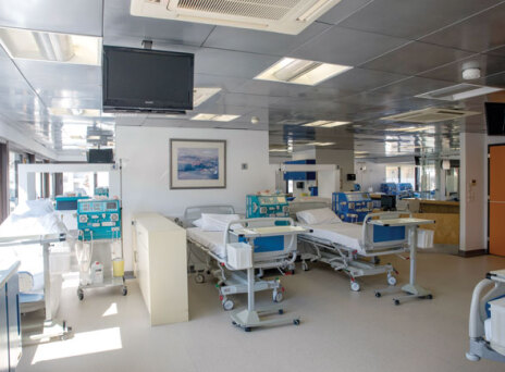 Yπερσύγχρονη Μονάδα Τεχνητού Νεφρού