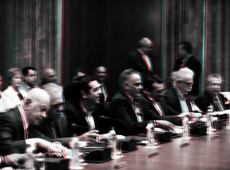 Η κυβέρνηση δεν δίνει «κοινωνικό μέρισμα». Παίρνει. 