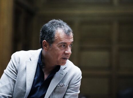 Ο Σταύρος φέρνει τον αέρα