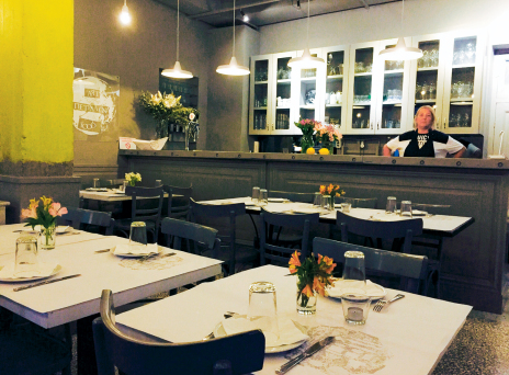 Χρύσα Χρύσα: Η υπέροχη κυρία των Πετραλώνων