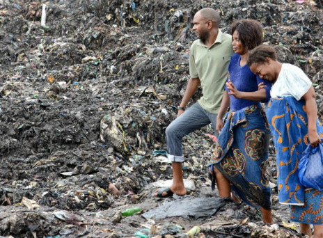Μοζαμβίκη: 17 άνθρωποι θάφτηκαν στα σκουπίδια μετά από κατολίσθηση