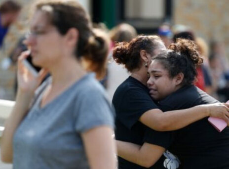 Μακελειό σε Λύκειο στο Τέξας - Οκτώ έως δέκα νεκροί επιβεβαιώνουν οι Αρχές