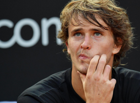 «Από πού είσαι ρε φίλε;» - Η αποστομωτική απάντηση του Ζβέρεφ στην ακατανόητη προφορά Βρετανού δημοσιογράφου (video)