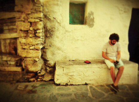 Η Αστυπάλαια του περφόρμερ Theodore