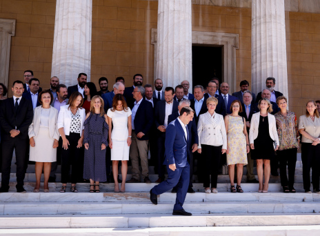 Η ερώτηση της εβδομάδας από την A.V. και την Prorata - Ανασχηματισμός: επιστροφή του «παλιού» ή άφιξη στο «κανονικό»;