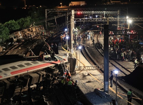 Ταϊβάν: Αυξάνεται ο αριθμός των θυμάτων από τον εκτροχιασμό τρένου 