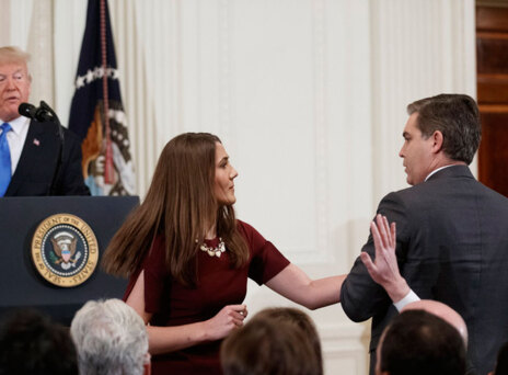 Τραμπ σε δημοσιογράφο: «Είσαι αγενής, απαίσιος» - Απίστευτες σκηνές στον Λευκό Οίκο (video)