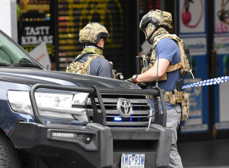  Σομαλός ο «τρομοκράτης» της Μελβούρνης - Φώναζε «Αλλάχου Ακμπάρ» καθώς μαχαίρωνε κόσμο (video, εικόνες) 