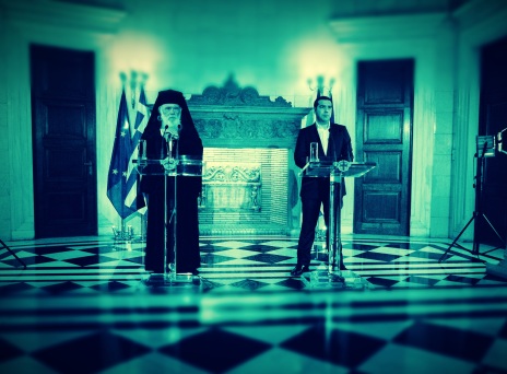 Είστε υπέρ ή κατά της ύπαρξης διακριτών ρόλων Εκκλησίας και Κράτους; 