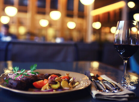 Dine Athens: Προλαβαίνεις να φας σε 120 εστιατόρια μέσα σε 2 εβδομάδες;