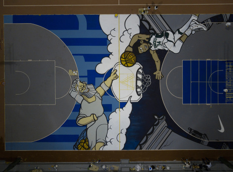 Το γήπεδο της Ελληνορώσων αφιερώνει στον Γ. Αντετοκούνμπο η Nique