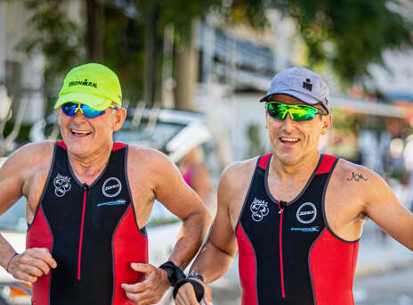 Ο Χρήστος Κορομηλάς με τον συνοδό του Γιώργο Γκούντα 