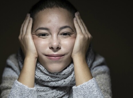 Οι λόγοι που αγγίζουμε το πρόσωπό μας