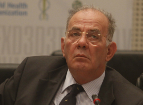 O καθηγητής Οικονομικών της Υγείας Γιάννης Κυριόπουλος μιλά στην ATHENS VOICE για τον κορωνοϊό