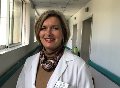 Η Μίνα Γκάγκα, διευθύντρια της 7ης πνευμονολογικής κλινικής του Σωτηρία, περιγράφει στην ATHENS VOICE την καθημερινότητα στο νοσοκομείο.