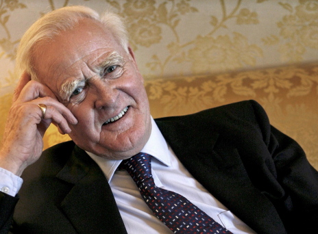 Βιβλιοκριτική στο νέο μυθιστόρημα Σίλβερβιου του John Le Carre, που κυκλοφορεί από τις εκδόσεις Bell. 