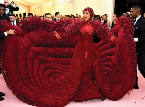 Η CardiB στο Met Gala 2019